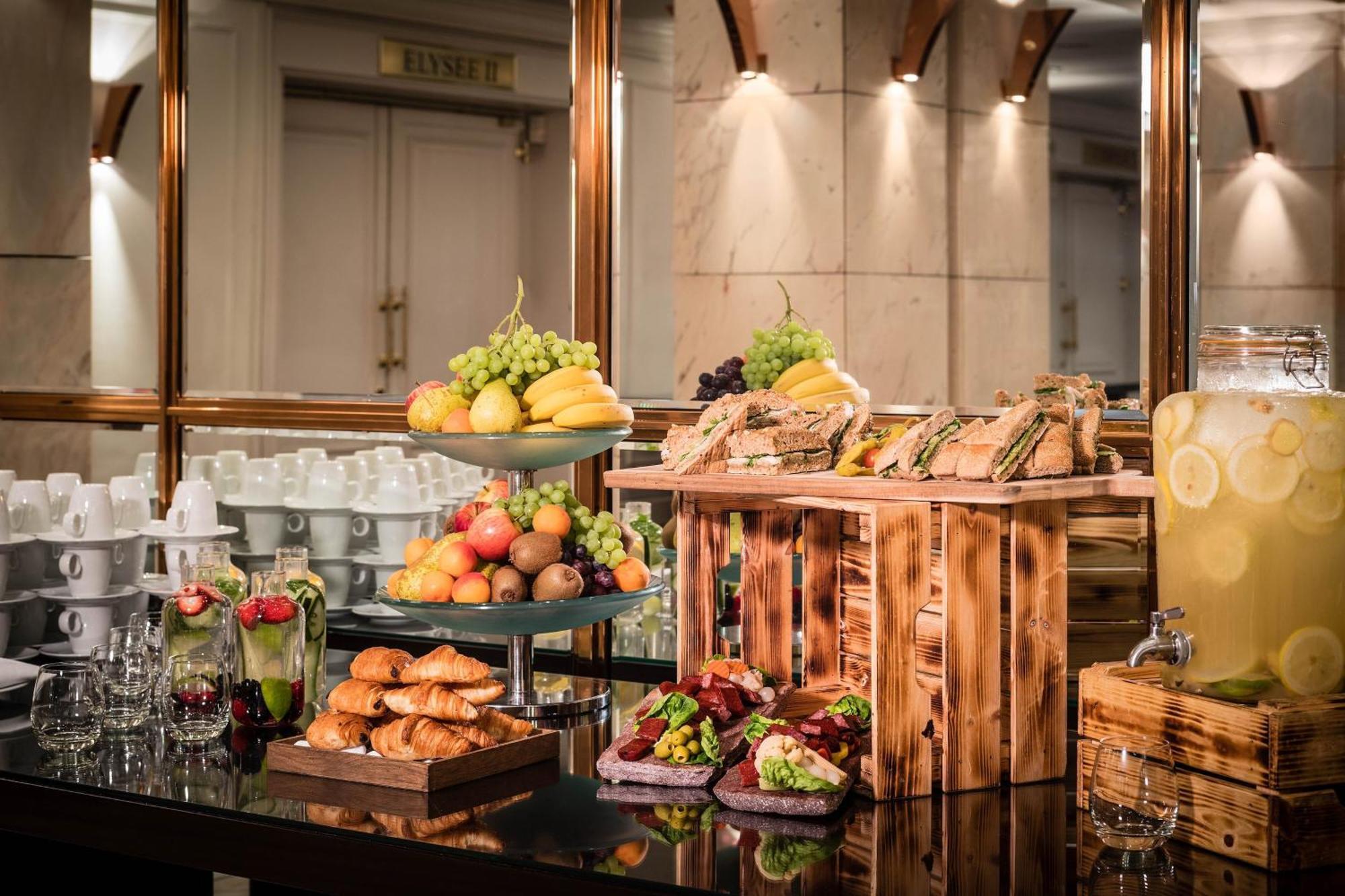 Le Méridien 5* Stuttgart