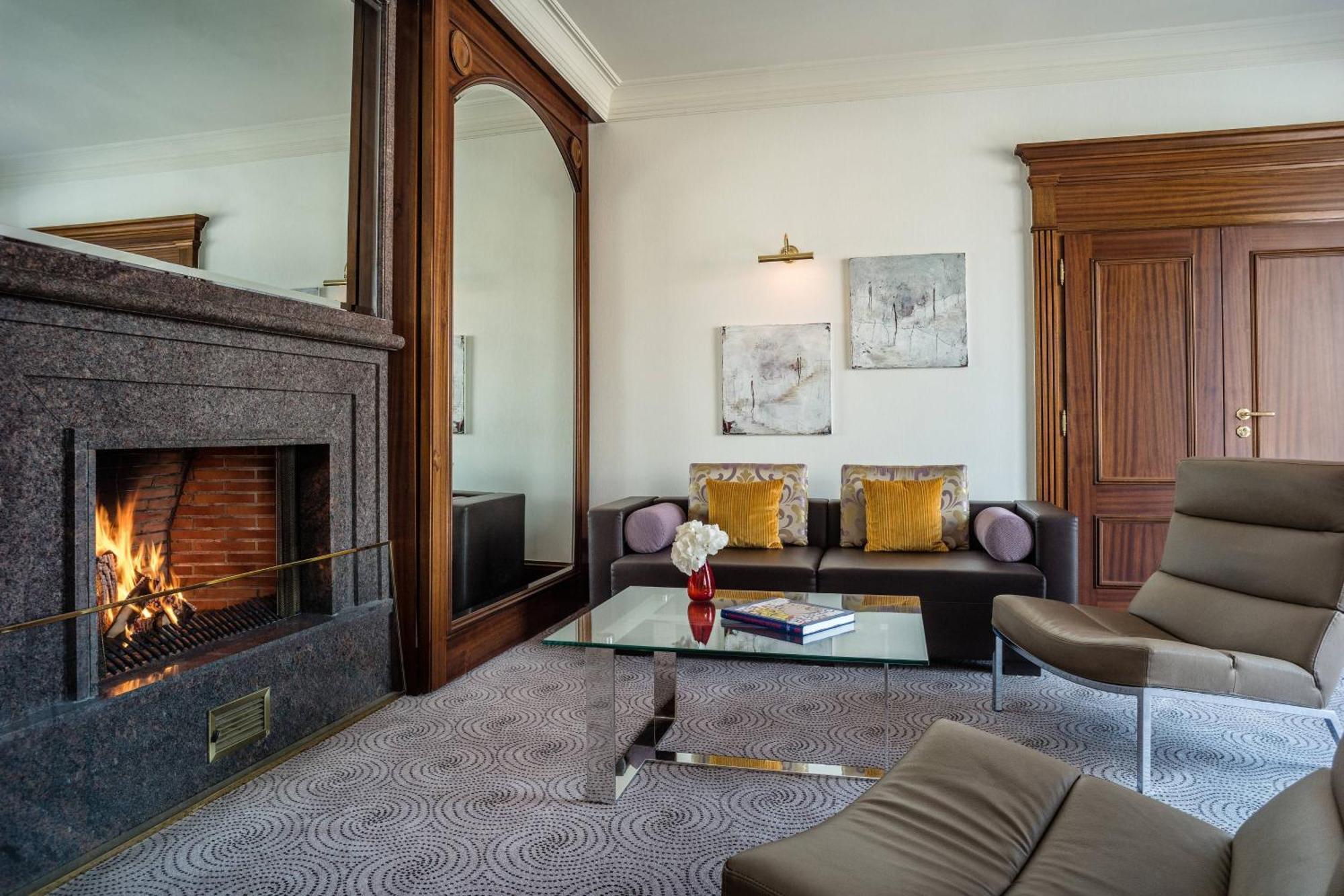 Le Méridien Hotel 5*