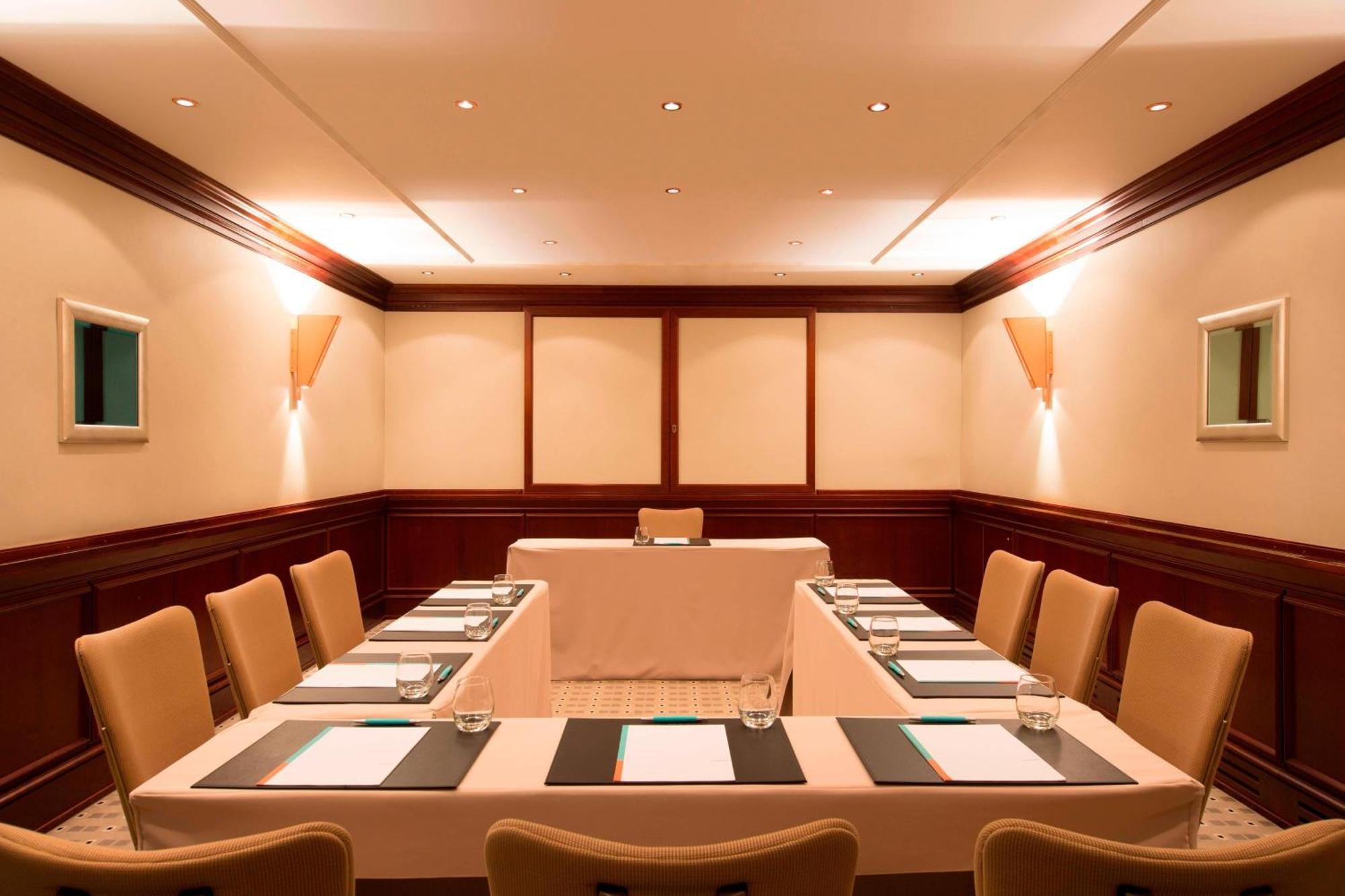 Le Méridien 5* Stuttgart
